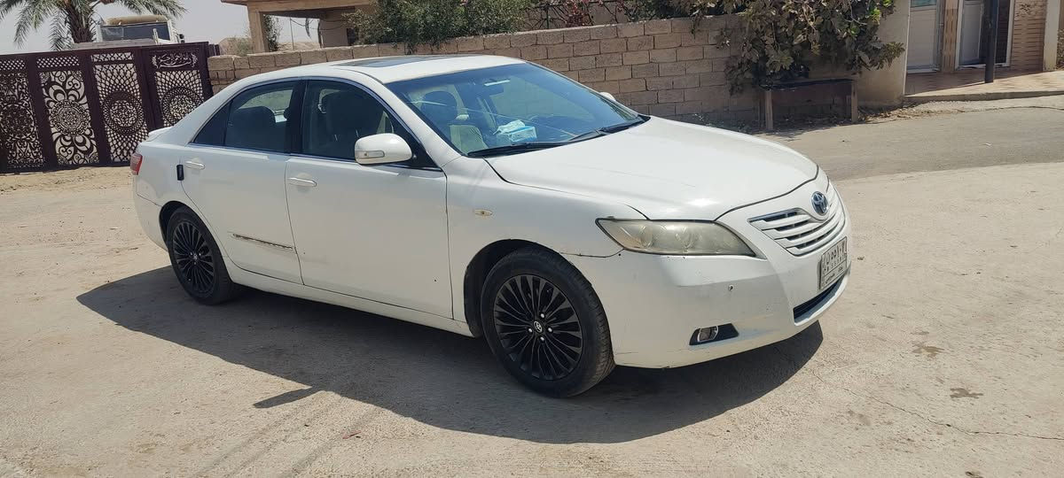 السلام عليكم كامري 2009 خليجي رقم بغداد مشروع وطني مصفره غرامات صبغ عام كير محرك خير من الله تبريد شغال تدفئه شغال السعر 76 وبيها مجال للشراي مكان السياره كركوك قضاء الحويجه الاستفسار الاتصال بالرقم ***********
