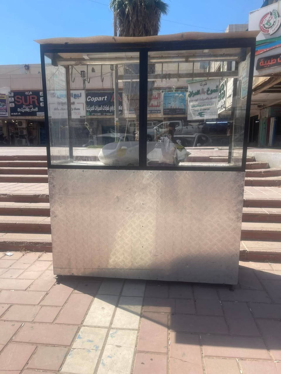 السلام عليكم اغراض مطعم للبيع كلهن بسعر مناسب مع الملحقات كامل يعني تاخدهن كبل تفتح وكلهن بلجيس استعمال يوم واحد وسعرهن كلش مناسب ومثل مامخذ جديد للستفسار *********** مكان بغداد الصالحية
