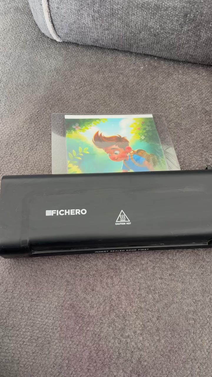 كابسه هويات وصور حجم A4هذه شغله السعر 25


**إذا كنت صاحب هذا الإعلان وتريد حذفه لأي سبب، رجاءا أرسل رسالة إلى الدعم الفني**