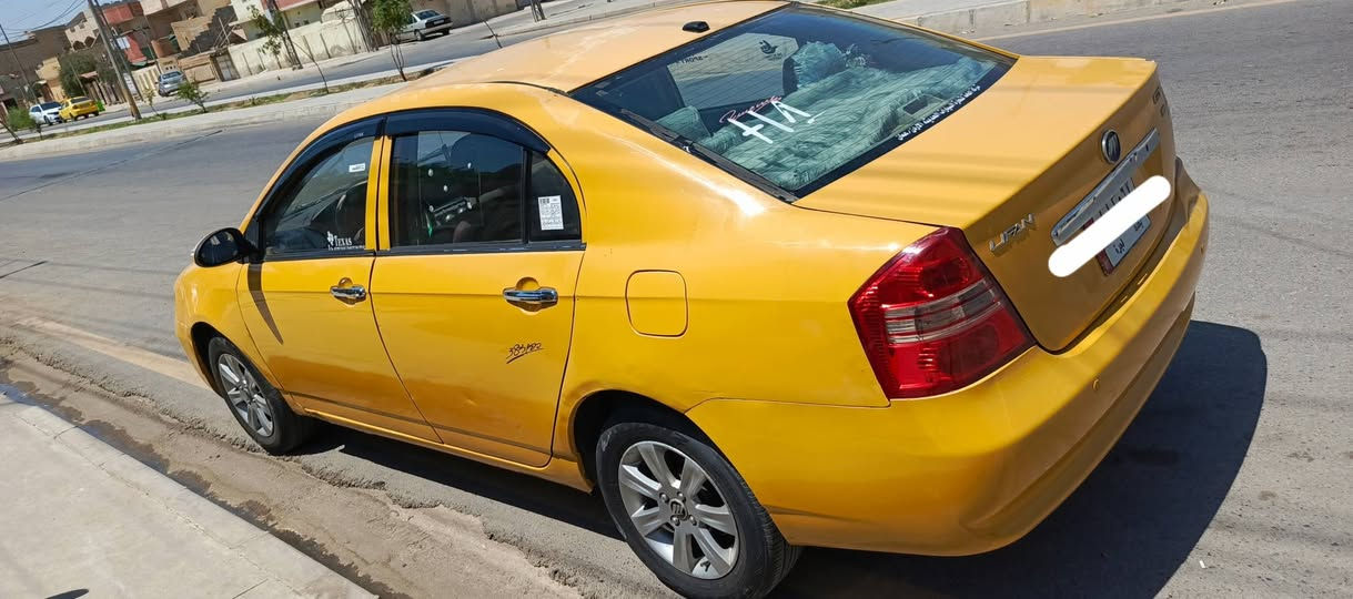 ليفان للبيع ٦٢٠ موديل ٢٠١١  رقم بغداد
شرط التحويل مكان السيارة الموصل الايسر 
فقط باب السايق مبدل  محرك وكير كورلا
السعر ٤٢ وبي مجال بسيط
للاتصال ***********/ ***********
