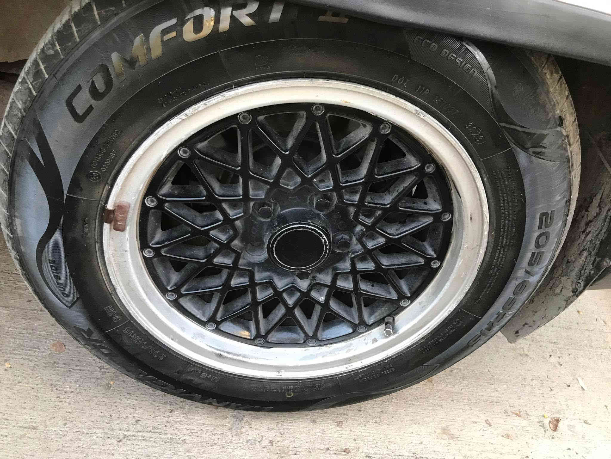 أوميكا أوتوماتيك  ، سعر ٣٢ ورقه ،رقم دهوك جديد ،مكينه جار بستنه كه له ك أقتصاديه بو بانزينى تلفون ( *********** ) 
للبيع أوميكا أوتوماتيك ،السعر ٣٢ ورقه ،رقم دهوك جديد ، حجم أربع بستن أقتصادية للبانزين ، مكاني دهوك ، تلفون ( *********** ) دهوك
