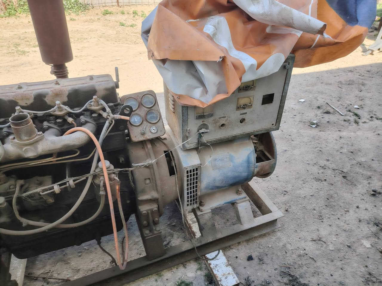 السلام عليكم مولده للبيع كامله شغاله بيها صوت بالمحرك راس توليد شغال مكان بغداد للاستفسار ***********
