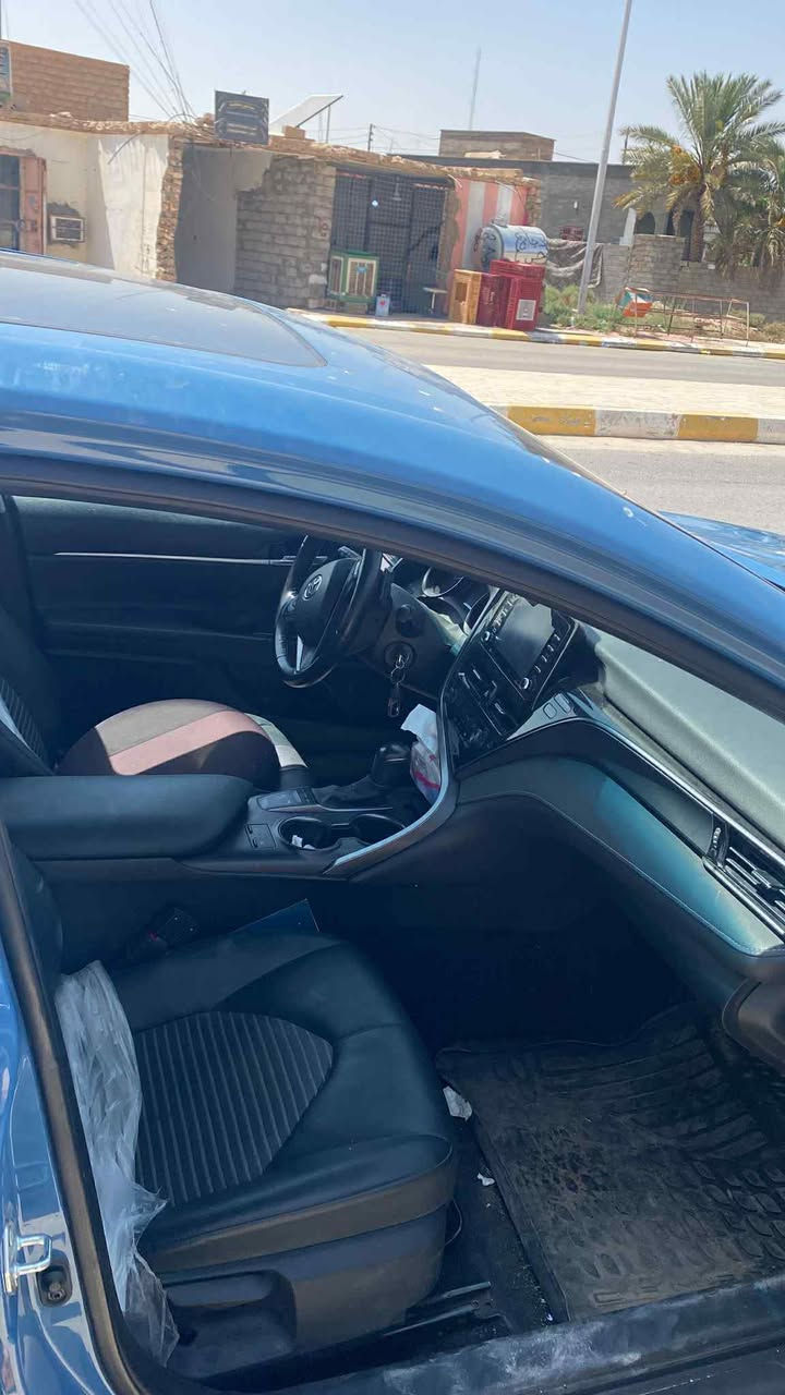 � كامري 2023 SE – لون فيروزي مميّز
💰 السعر: 22,000$ قابل للتفاوض

🔹 ما بيها ضرر
🔹 بارد بالبنيد
🔹 بارد على الباب الأيمن (موضّح بالصور)
🔹 ملاحظة: مقدّمة الشاصي الأيمن شي خفيف جدًا فقط
🔹 لا دواخل – السيارة نظيفة

المواصفات:
• فتحة سقف
• كشنات جلد + كهرباء + تدفئة
• بلاك توب
• 4 سلندر – 2.5
• شاشة كبيرة
• كاميرا
• شفتات بالستيرن
• رادارات كاملة
• تحديد مسار
• Auto Stop
• Auto Hold
• توقف ذاتي
• ستيرن تحكم كامل
• مواصفات عالية

📍 العداد: 36 ألف كم
📍 الحالة: بحالة الوكالة
📍 بعدها بريحة الشركة
📍 رقم أربيل
📍 الموقع: أربيل

📞 للاستفسار:
***********
