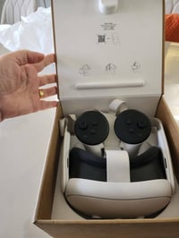 ميتا كويست 3 • مستعمل • قابل للتفاوض