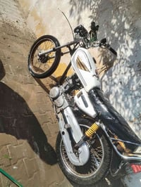 دراجه نضيفه • محرك وشاصي نضيف • الرميثه حي المهندسين