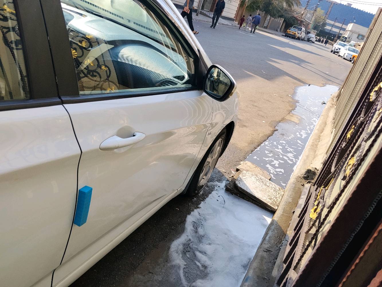 اكسنت 2013 خليجي محرك 1600 دوش رقم بغداد باسمي كير محرك تبريد كفاله تايرات باتري صدر سياره جاهزه من كلشي باسمي شاشه كامره  تحكم ستيرن فتحه سعرها 100 وبيها مجال مكاني بغداد  ***********