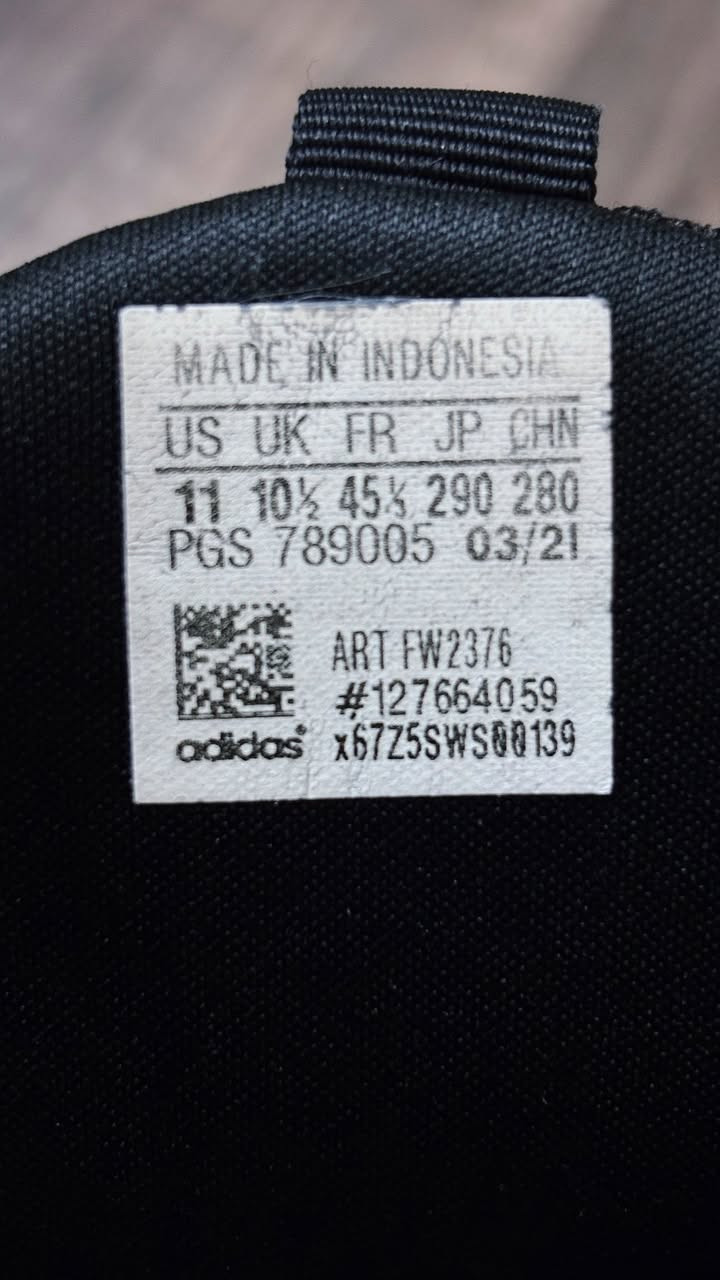 للبيع (بالة اوربي): حذاء Adidas Duramo 10 الأصلي 👟

• المميزات: وزن خفيف جداً، تهوية ممتازة، ونعل LIGHTMOTION المريح للمشي الطويل والجري.
• اللون: أسود فخم بتفاصيل كريمي.
• الحالة: ممتازة (نظيف جداً).
• المقاس: [45 وثلث]
• السعر: [40 الف] والتوصيل مجاني 
للاستفسار : ***********
