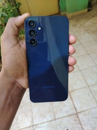 للبيع  سامسونك  A15 ذاكرة 256  دبل سيمكارت  مكاني بغداد الكاظميه  0774...