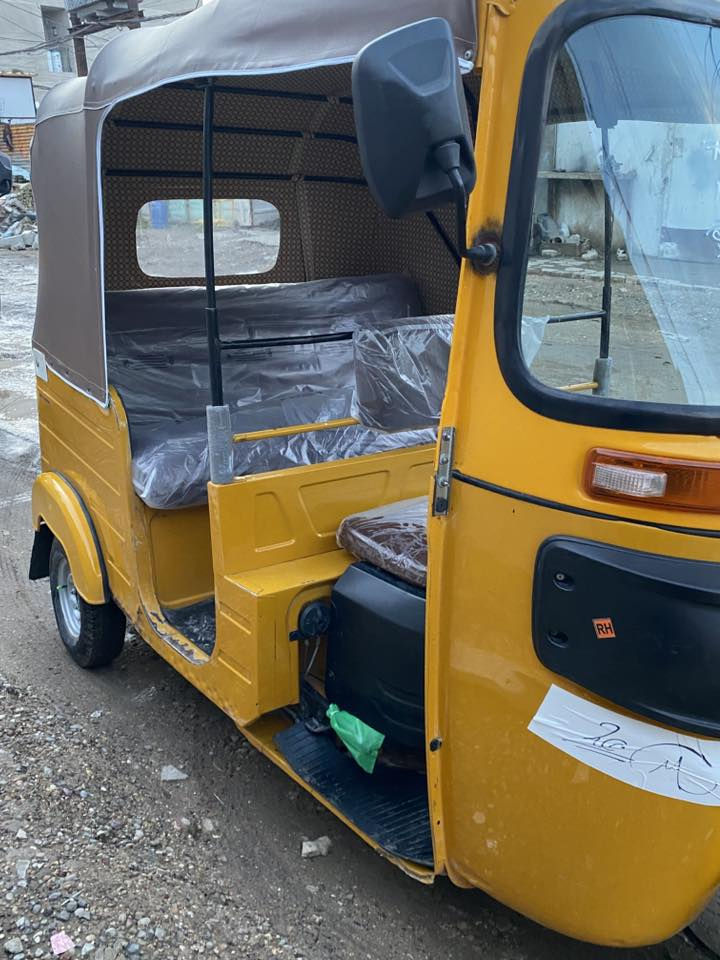 سلام عليكم تكتك موديل 2020 ما معمره لا صبغ ولا ضربه بيهه خياس شبر بس غيره ماكو رقم كربلاء مشروع وطني مكان بغداد الشعله سعر100 7 وبيهه مجال رقمي ***********
