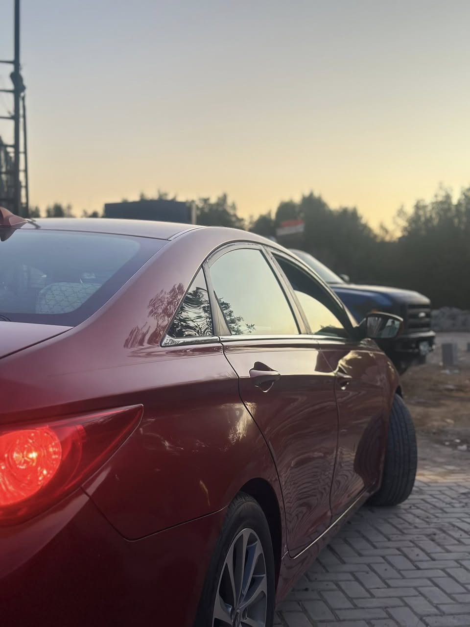 سلام عليكم سوناتا 2013  أمريكي
حادثها جاملغ بارد وبنيد صبغ + رقم شاصي موجود
مكينه 2400 
ماشيه 
السعر 11 الف دولار بيها مجال 
الاستفسار اكثر *********** 
مكاني بغداد
