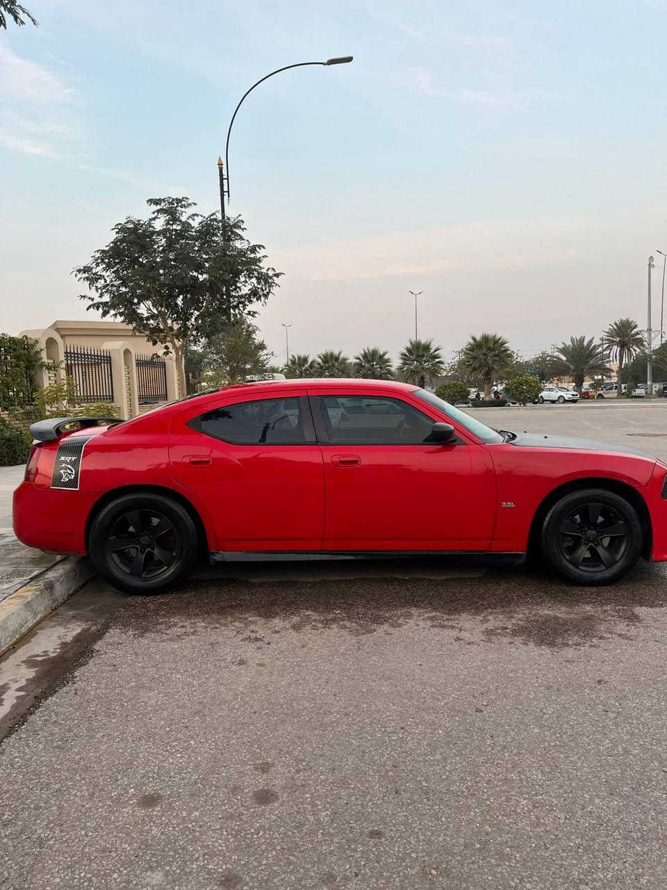 سلام عليكم جارجر موديل ٢٠١٠ اصل محرك ٣٥٠٠ مصبوغه حزام بيها حادث جاملغ خلفي بدون داخل كير محرك خير منالله تبريد تتفئه شغال بسمي تحويل ثاني يوم مكاني كربلاء بيع فقط سعر ١٠٥ وهاذه رقمي ***********
