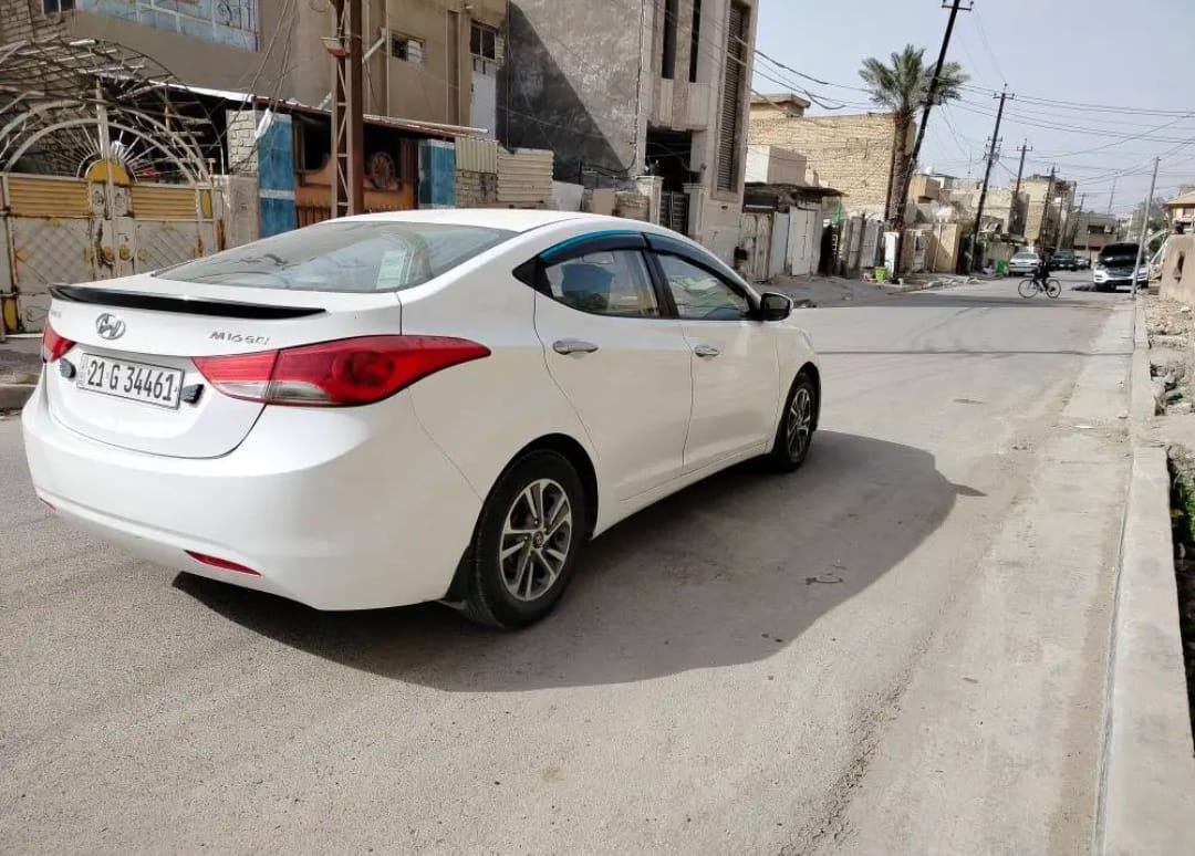 للبيع النتراه 2014 خليجي رقم سليمانيه تحويل مباشر السياره فول مواصفات مكينه 1800 السياره بيها صفحه صبغ السعر 100$ فقط الشراي يتصل ***********
