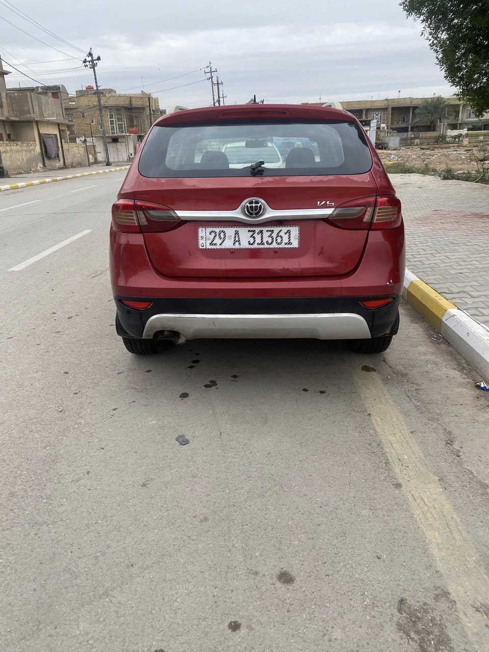 السلام عليكم برلنس 14 بيه باب الخلفي وره الصدر السعر 70 وبي مجال رقم واسط نكليزي
