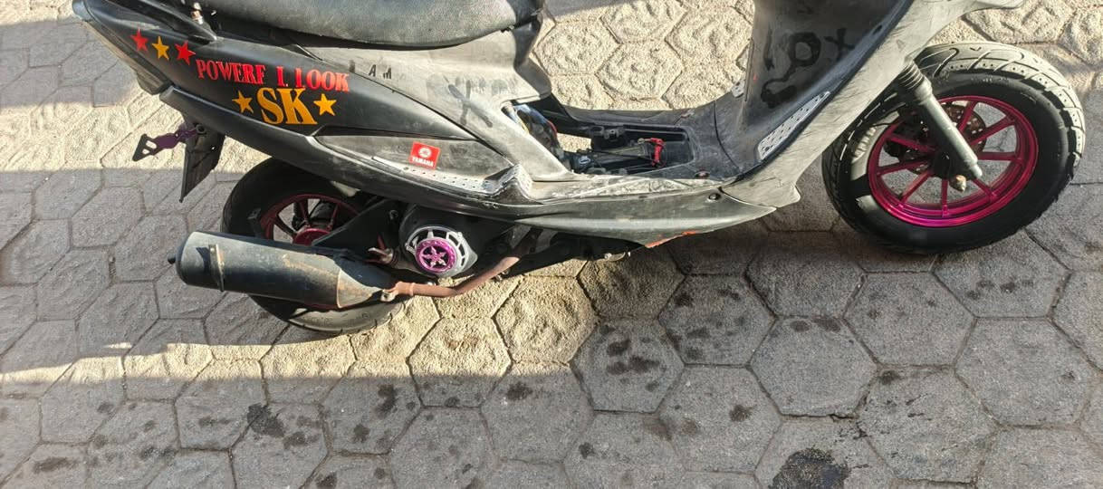 ماكس عدله للبيع 
دراجه شلعه ومعدل مكفوله من كلشي 
دراجه بوشه 55
دراجه صاروخ 🚀
كلجات رياضيه 
صالنصه صجميه اصليه 
شغاله صلف هندر 
سعر 500 وبيها مجال بصيط 
للتواصل  +964 789 214 0708


**إذا كنت صاحب هذا الإعلان وتريد حذفه لأي سبب، رجاءا أرسل رسالة إلى الدعم الفني**