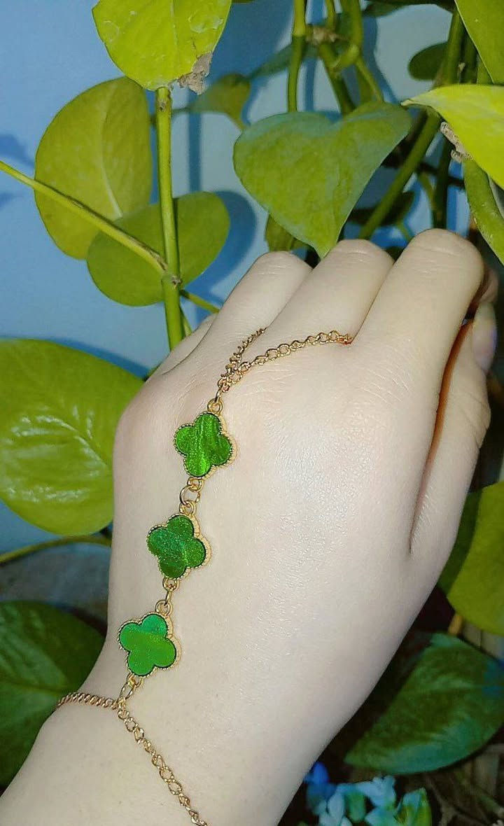 شباحية فان كليف ✨


**إذا كنت صاحب هذا الإعلان وتريد حذفه لأي سبب، رجاءا أرسل رسالة إلى الدعم الفني**