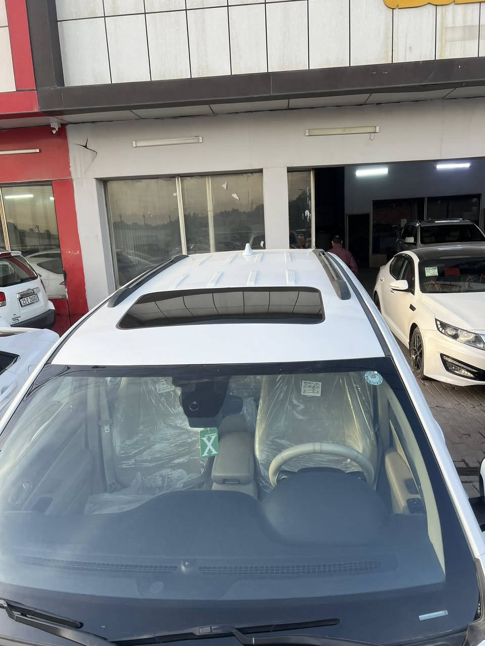 سلام عليكم جيب لاريدو موديل2019مكفوله كفاله عامه عده شويه بارد بلباب السياره فول فتحا شاشه شفتات كشنات كهرباء تبريد قطعتين تحويل مباشر السياره معروضه(265$)وبيها مجال مكانها البلديات الاستفسار(***********)
