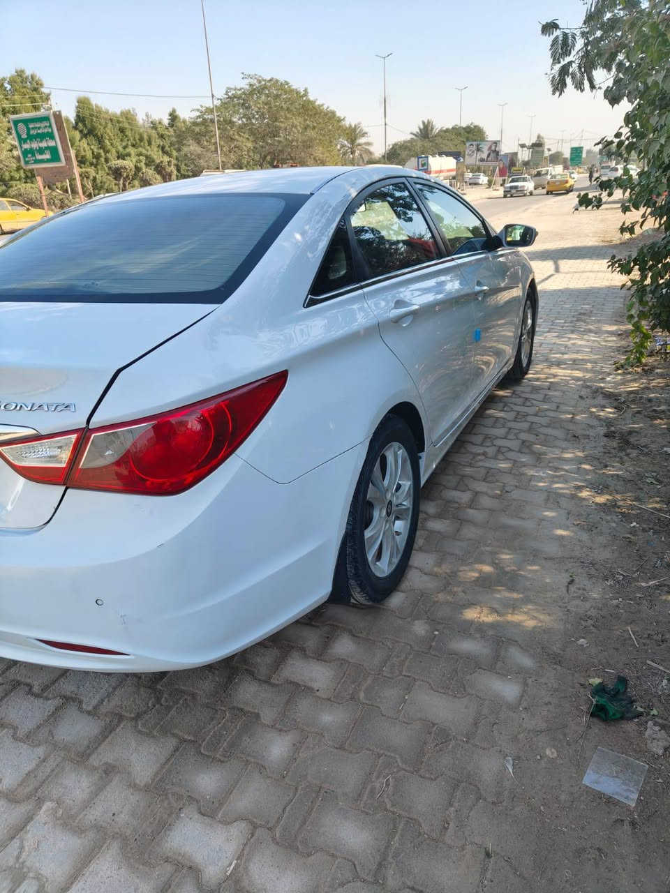 السلام عليكم للبيع سوناتا 2012خليجي محرك 2400دوش رقم بغداد دولي بأسمي محرك كير حدادية تبريد تدفئة تخم تاير سياره جاهزة من كلشي مابيها اي نقص سيارة مال جناي السعر 138 وبيه مجال للشراي المكان بابل ***********
