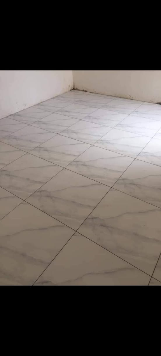 سلام عليكم
خلفه سيراميك ولباخ صبه نضافه

مكاني  

بالزبير ***********
