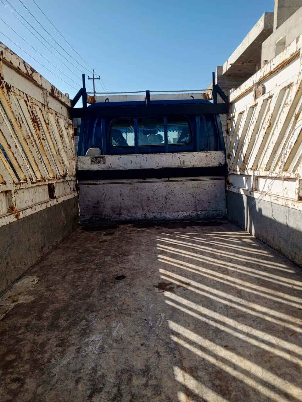 السلام عليكم ورحمة الله وبركاته كيه فحل فونتيره للبيع موديل ٢٠٠٢ رقم بغداد كير محرك اكسل شاصي كله مكفوله سياره بسمي رقم بغداد رقم شاصي كله واضح السعر ٧٠ ورقه وبيه مجال بسيط الشراي يتصل *********** ***********
