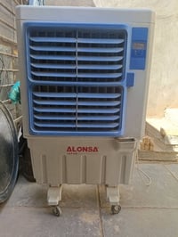 كنفيره للبيع حجم كبير سعر 100الف 07715061361