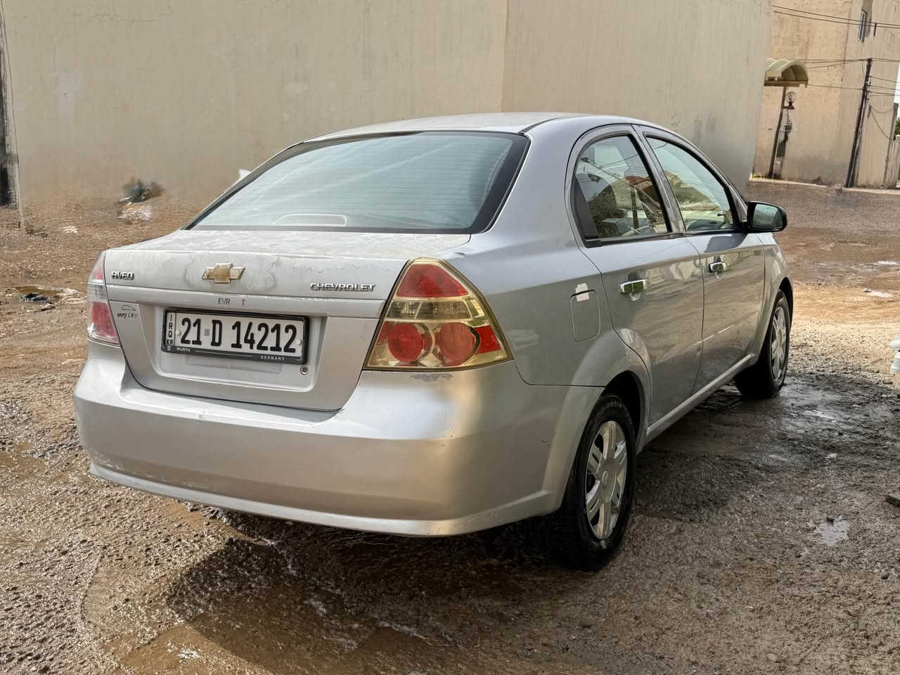 تحية طيبة للجميع 🌹🌹🌹***********

اڤيو 2010 خليجي اوتماتيك داخل عسلي محرك 1600 

قطعتين تبديل وقطعة صبغ شرط بدون قطرة دواخل 

اربع تايرات جديد تبريد تدفئة كهربائيات كله شغال 

اخوان السيارة جاهزة وبدون مصرف وسونار مرفق مع صور 

شرط تحويل وكالة وغرامات /مكان خانقين /السعر 64 وبي مجال خناقين, ديالى
