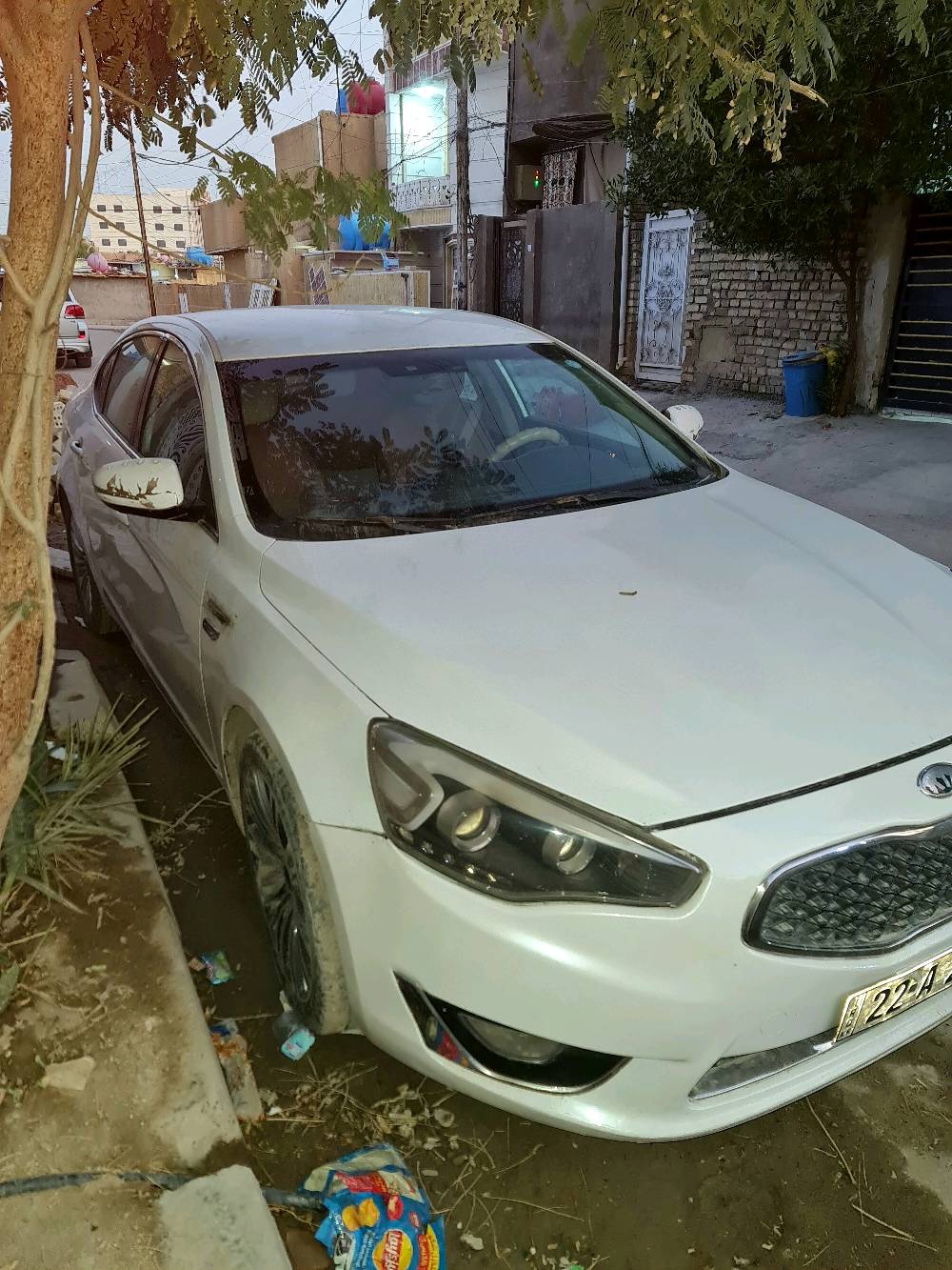 كادنزه٢٠١٥ خليجي نص فول مواصفات 
 بصمة ابواب مرايات شفط لايتات زينون و اللدات
كشنات كهرباء عدد ٢  نظام ترحيب
مرايا قلاب 
اناره مخفيه بل ابوب + اناره مخفيه بدشبول حساس مطر 
-حساس اضاءه 
فول تحكم سترين + اكروز سرعه + ستيرن كهرباء نظام ترحيب + اضائه ترحيب عند التشغيل +ذاكرت تخزين وتخزين ميموري + 6 اقراص 
سماعات انفنتي + دمام عدد 2 + مضخم صوت 
ويل حجم 19 وبعد بيها هواية موصفات
سياره نضيفة كير ومحرك ست سلندر 3500 دوش بالشرط مامفتوح 
بيها ضربه جاملغ سايق وصبغ ٥قطع صبغ للجماليه ماشيه 
١٠٢
بغداد مكانه 
*********** 

السعر:١١٥