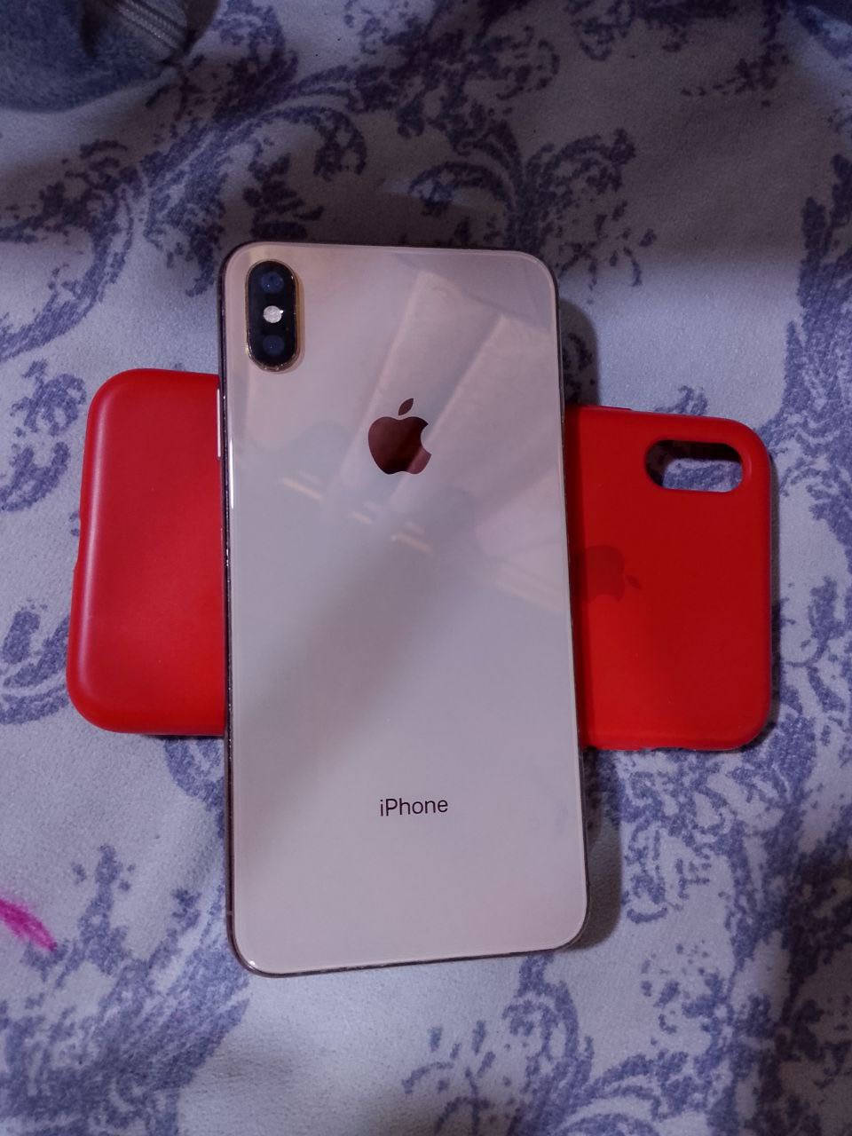 للبيع للبيع اكس اكس ماكس الجهاز حيل نضيف مل بيت 🏠✅ البطاريه 79🔋 مبدل شاشه اصلي الذكره 256 ✅ فيس ايدي واكف بيع مستعجل السعر 180 وبي مجال قليل المكان موصل الأيسر حي صدام  متواجد واتساب ***********
