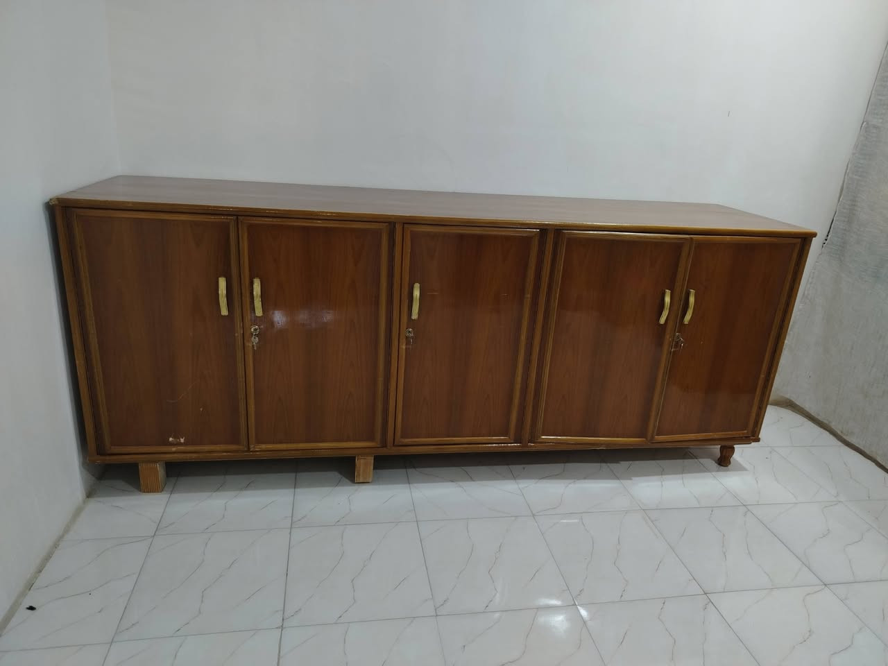 بوفيه نجاره درجه اولى ثكيله ناقصهه فقط صبغ خفيف السعر 300بيهه مجال


**إذا كنت صاحب هذا الإعلان وتريد حذفه لأي سبب، رجاءا أرسل رسالة إلى الدعم الفني**
