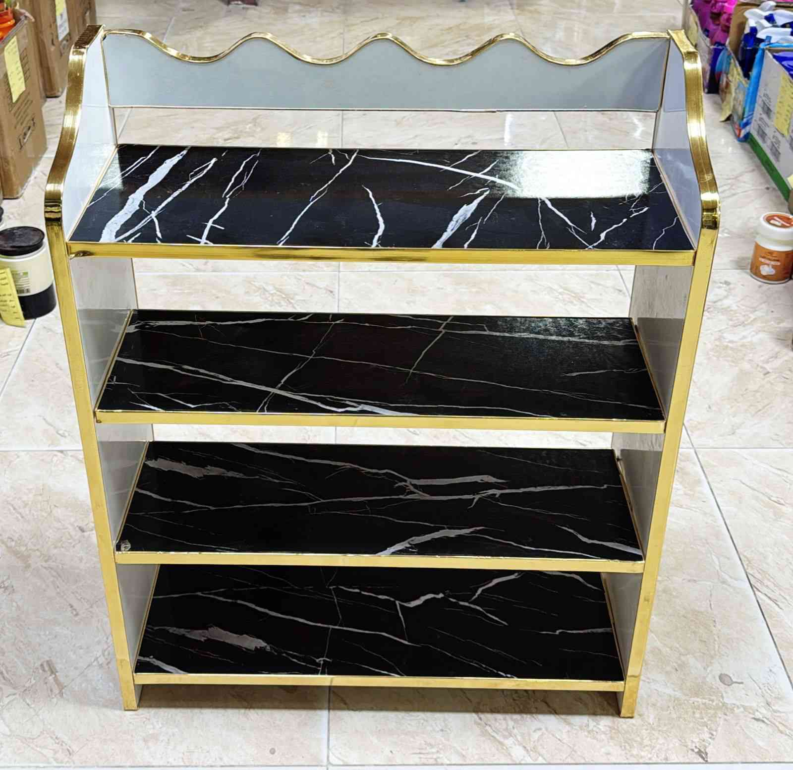 جزامات خشب مرمري – تنظيم وأناقة في بيتك ✨
🔹 جزامة 5 طابق
🔹 جزامة 4 طابق
✔️ تصميم أنيق بلون الخشب المرمري
✔️ قوية ومتينة وتتحمل وزن عالي
✔️ توفر مساحة وتخلّي المكان مرتب
✔️ مناسبة للمدخل، الغرفة، أو المكتب
🥿 تسع عدد كبير من الأحذية
🏠 شكل راقٍ يضيف لمسة فخامة للبيت
📦 متوفرة الآن – الكمية محدودة


**إذا كنت صاحب هذا الإعلان وتريد حذفه لأي سبب، رجاءا أرسل رسالة إلى الدعم الفني**