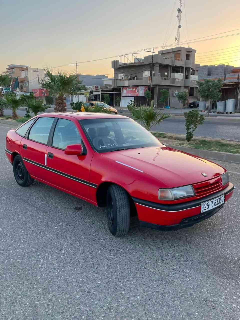 السلام عليكم أوبل فكترا موديل 91 محرك 20 كير محرك شرط بطاقة بانزين بيها أربع تايرات جدد سنويه ورقم جديد سياره جاهزه مابيها اي نقص السعر 37 وبيها مجال ***********
