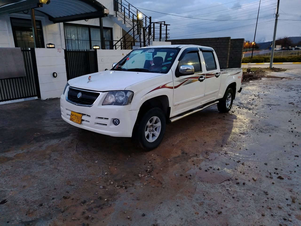 ئه درميرال ٢٠١٣ مه نه فيست ئه سلي ناو سوربه خاخ كيرو مه كينه ئه كسل به شه رت ته بريد به شه رت كه رمي مه زبو د تندو تول($٣٢) كه لا  *********** هه لبجه شه هيد ***********
