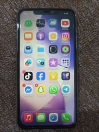 ١١برو ماكس بسّ شاشه مبدله  فيس إيدي مايشتغل تصليح يكلف ١٥ ألف بطاريه ٧...