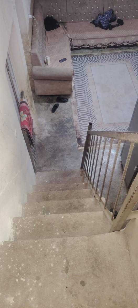 دار للبيع طابو صرف 
180 متر عروبه خلف مدرسه الشعب
بناء حديث طابقين 
7غرف نوم +2 حمام +صحيات 2
بناء فول فول دكت 

سعر 199 مليون بي مجال 

الاستفسار مراجعة مكتب المدينه المنوره للعقار حي النصر قرب جامع المدينه المنوره 
***********
نستقبل جميع عروض بيع وايجار العقارات السكنيه والزراعيه
