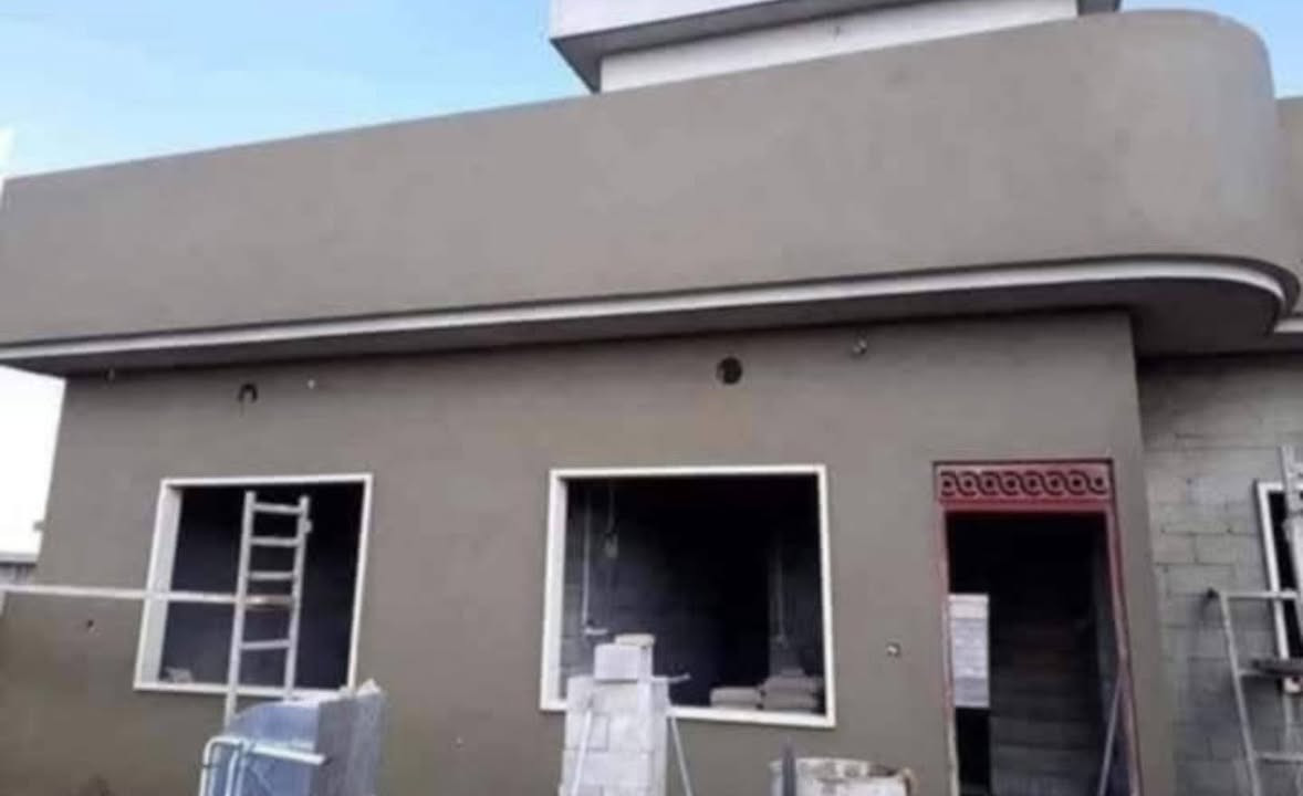 كادر لبخ علمتر اسود وابيض درجى اولى استلام مهندس من السماوه متواجد بلناصريه ***********
