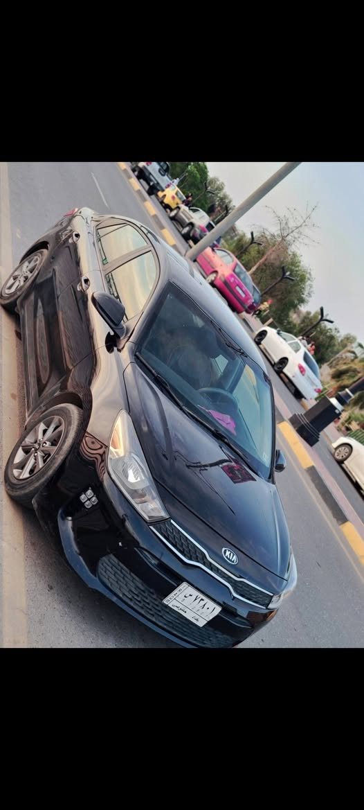 سلام عليكم 
كيا ريو 2020 مواصفات S
ماشيه 60 وضع شركه 
ضرر خلف قبغ صندوك وجاملغ اليمين 
رقم بغداد 
محرك وكير طخم كهربائيتها كفاله 
تايرات جديده اويالا 
لايتات زينون 
سعرها مناسب
للاستفسار الاتصال *********** ------ واتساب
