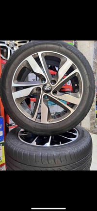 تخم ويل كب حجم 17بدون تايرات  شرط لاعواج ولالحيم اصلي لبيع عدد4 078211...