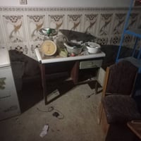 غراض اسواق للبيع مجمده وعارضه ورفوف ثنين وميز وميزان المكان الغزاليه ا...