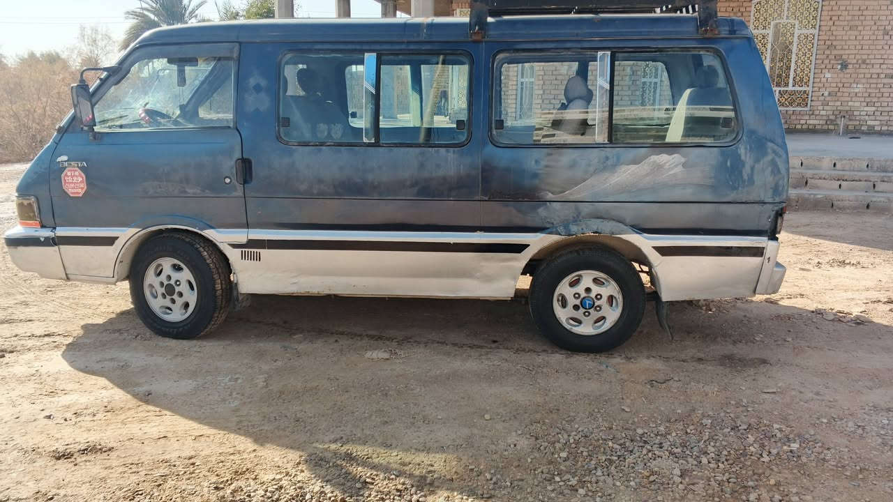 السلام عليكم كيا بستا للبيع موديل 1994 سنويه لل29 سياره بلاديه  محرك بي تبخير كير نضيف  مكاني الفلوجه الكرمه الاتصال *********** السعر 37وبيه مجال للشراي
