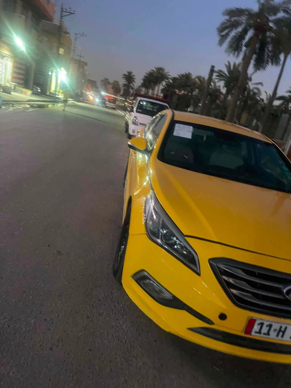 السلام عليكم سوناته موديل ٢٠١٥ بسمي مصفره هيه وغرامات مكينه كير تبريد مكفول بيه صدر نص عمر  تخم تاير ويل جديد حادث امريكه كينون مال لقبق صندوق وبل عراق جاملغ وباب لامامي مكان بغداد الدوره سعر ١٠٧ وبيه مجال ***********
