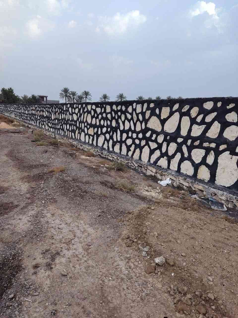 من رخصة الدمن سلام عليكم اخوكم ابو عباس لبناء الحجر كرسته وعمل اسيجه بيوت تطبيك سواق بحيرات اساس  الاستفسار على رقم وتساب ماسنجر موجود ***********#***********
