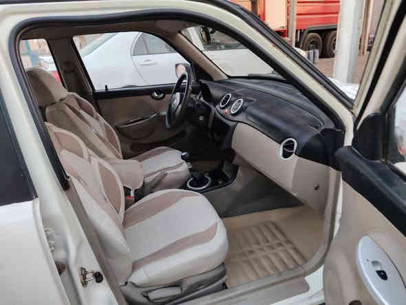 سلام عليك
اللهم صل على محمد وال محمد
ليفان 2013
س ع ر    32$
     ***********
العنوان كربلاء 
بيع او مرا وس بيكانتو
