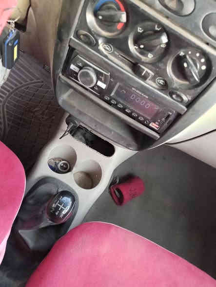 سلام عليكم سياره لبيع كيو كيو موديل2013 تبريد كامله سياره جديده تواصل خاص سعر 30وبيه مجال لشراي مكاني بغداد باسمي السنويه تحويل فوري
