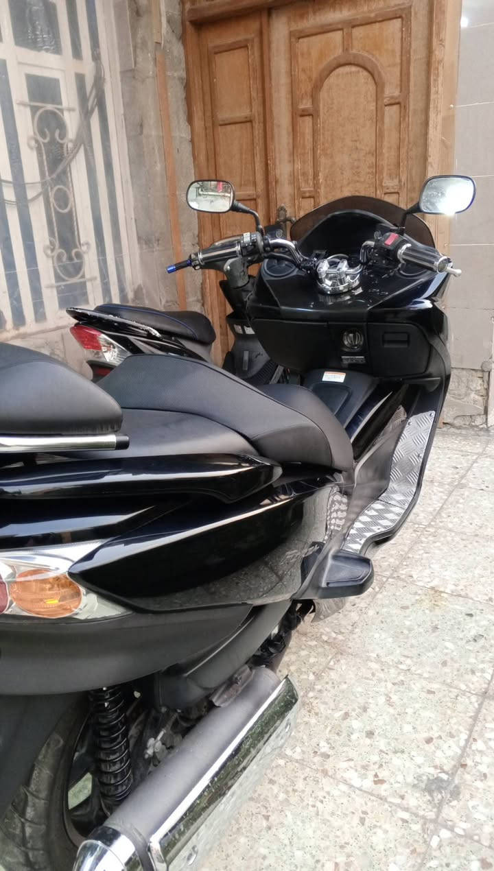 السلام عليكم دراجه فورزه صفر عشره كامله مال رمبه برغي مامفتوح بيها سعرها 18وبيها  مجال بسيط عنوان بغداد الكمالية قرب مركز الخنساء ***********
