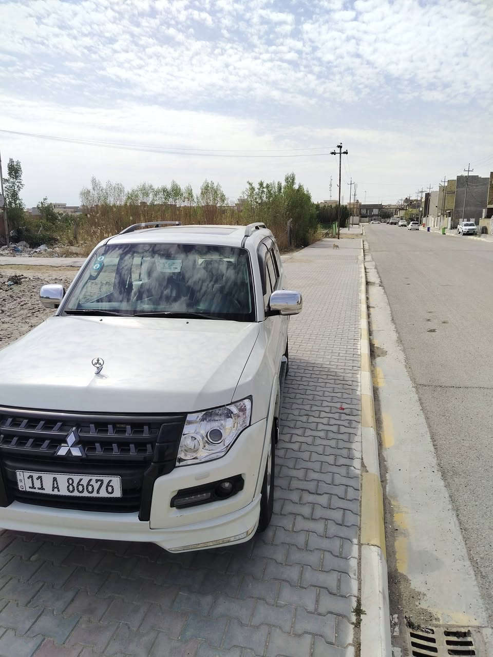 سلام عليكم باجيرو 2010حبتور فول موصفات السياره مكفوله كفاله عامه ماعده بارد قليل بجاملغ الخلفي السياره حلوه وجديده وجاهزه من كلشي رقم بغدا تحويل ثاني يوم مكانه كوت الخاجيه شارع 30 باقي التفاصيل ***********
