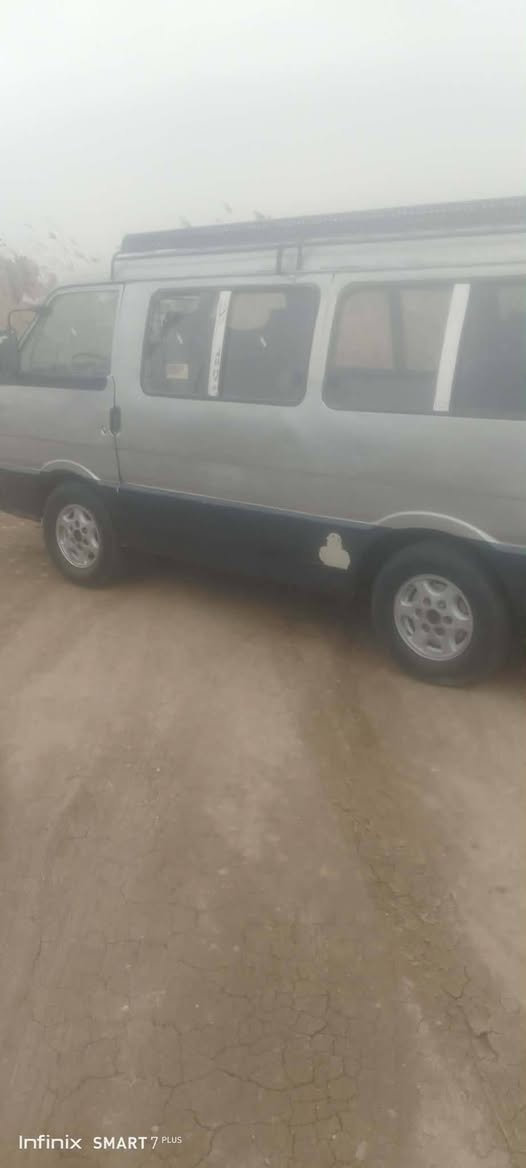 السلام عليكم  كيا بستا 93
رقم بغداد 
للبيع. 30 ورقه 
***********
