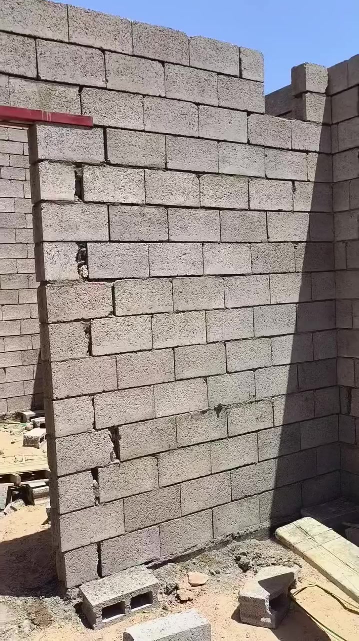 سلام عليكم
خلف بناء ابلوك و فرمستون درجه اولى اشراف مهندسين مصداقيه والتزام بلعمل بسعار مناسبه جداا مكاني كربلاء 
***********واتساب
