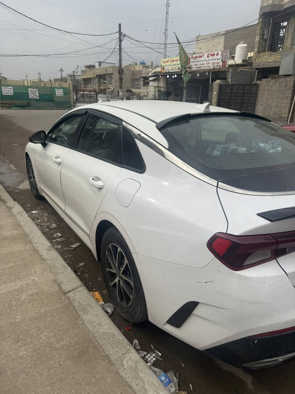 ‏سلام عليكم سيارة نوع KFC موديل 2022 سيارة مصبوغ عام معوقين مقفولة قير محرك شاص حادية  نظيفة 90%￼ عنوان بغداد ￼ رقم السيارة بغداد  /***********/ السعر 130 بيها مجال ￼￼￼
