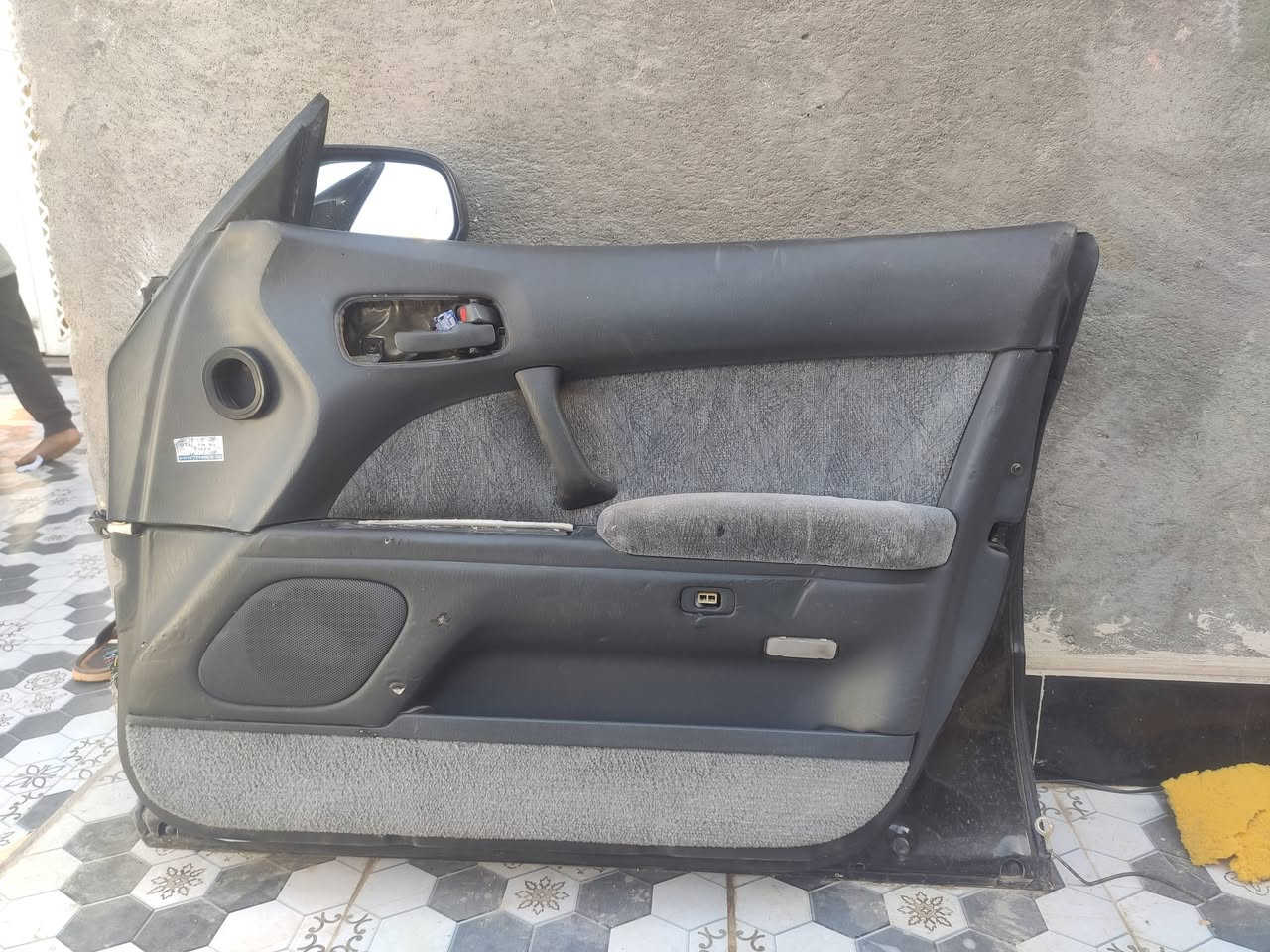 سلام عليكم اغراض بطه البيع بيبان حاويه جاملغ الجيها اليسره حاويه بطاين خلفيات حاويه كل قطعة بسعر اتصل على الرقم *********** مكلف بلنشر اتصل على الرقم فقط
