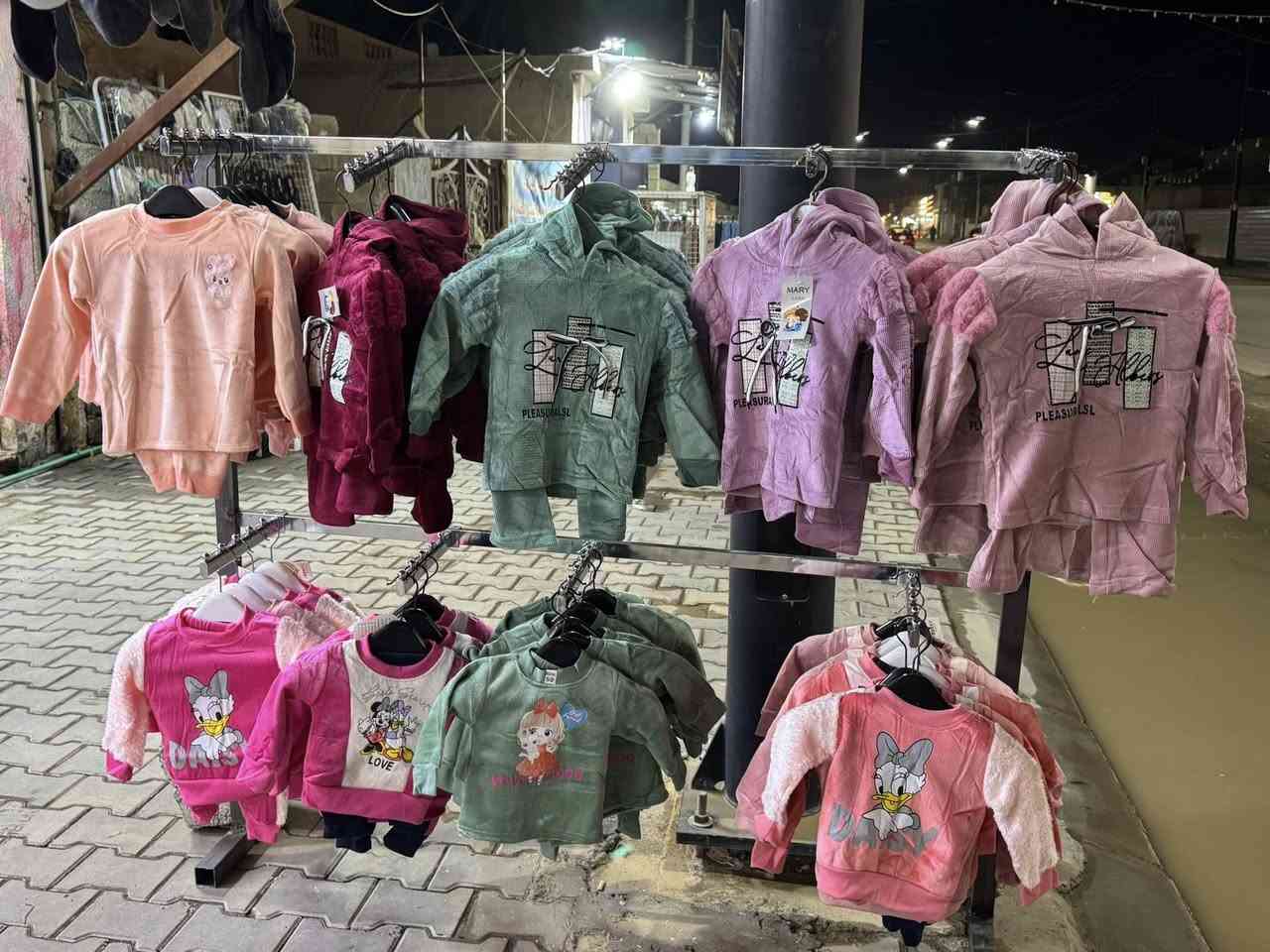 تم بعون الله افتتاح محل ملابس أطفال ولادي بناتي وباسعار مناسبه جدآ
الاسعار تبدآ من 5000 الف فما فوق

يتوفر

تراك بناتي أطفال 

تراك ولادي اطفال

فستاين بناتي أطفال

بدلات ولادي أطفال

ستريج بتاتي

ستريج ولادي 

جواريب بناتيه

جورايب ولادي 

قدم بناتي

هاينك ولادي 

طواكي بناتي طفل

العنوان الحي العصري شارع روتانا مقابل اقمشه روتانا
يفتح المحل من الساعه 9 الصبح لحد الساعه 8 بليل
***********
