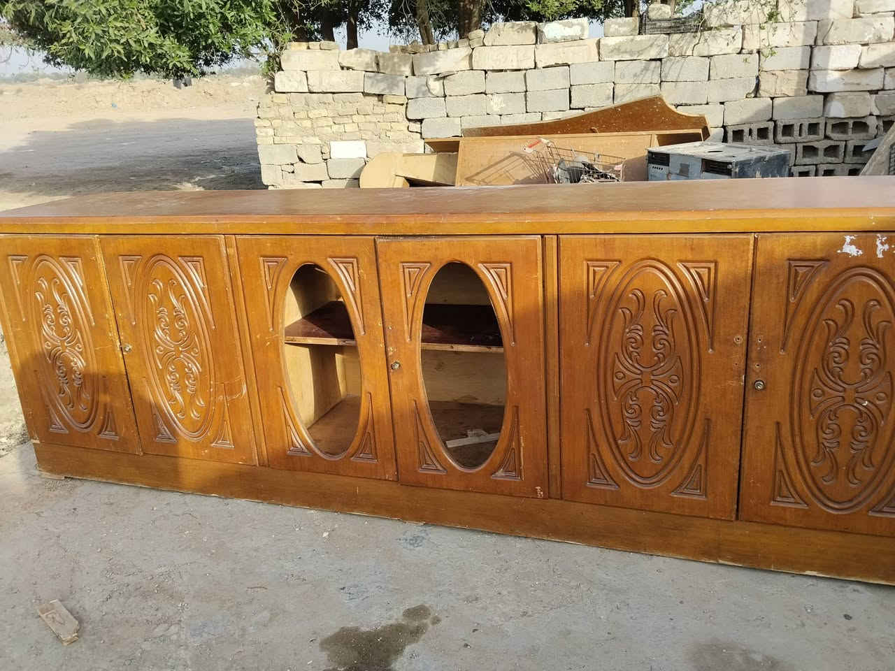 مساء الخير والعافية ديلاب الله شاهد نظيف عوزه بس صبغ سعره 50 بوفيه هم كلش نظيف سعره 85 العنوان الشطره الفتاحيه ***********
